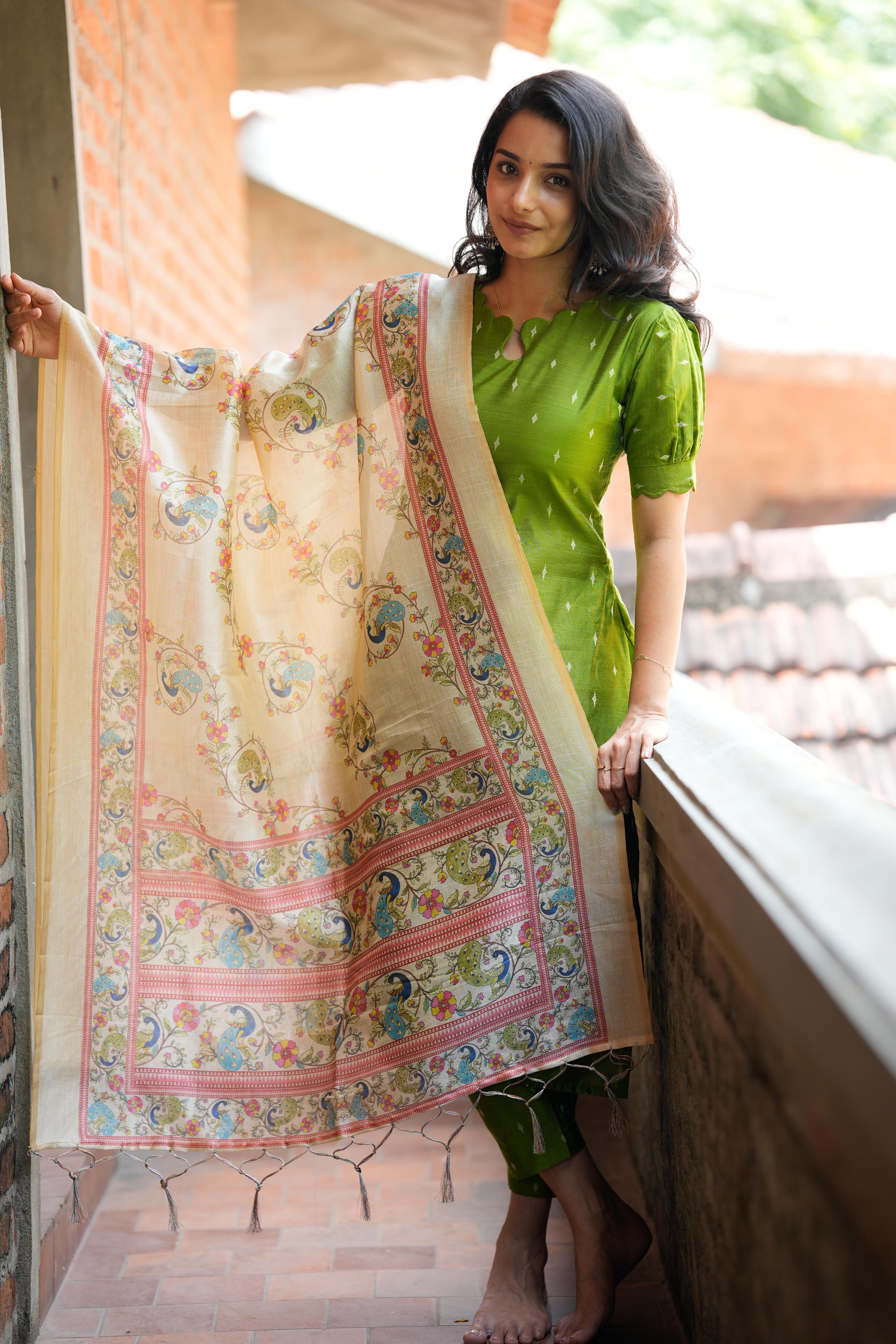Parrot Green 3 Piece Set - Slub Silk
