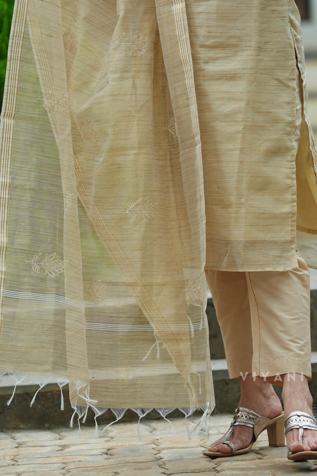 Aura Lotus - Beige Chanderi 3 Piece Set