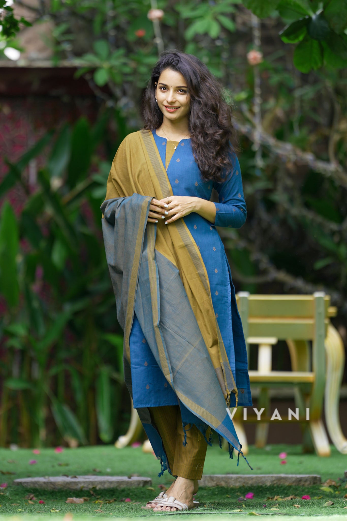 Azure Weave - Classic Blue Handloom Cotton 3 Piece Set