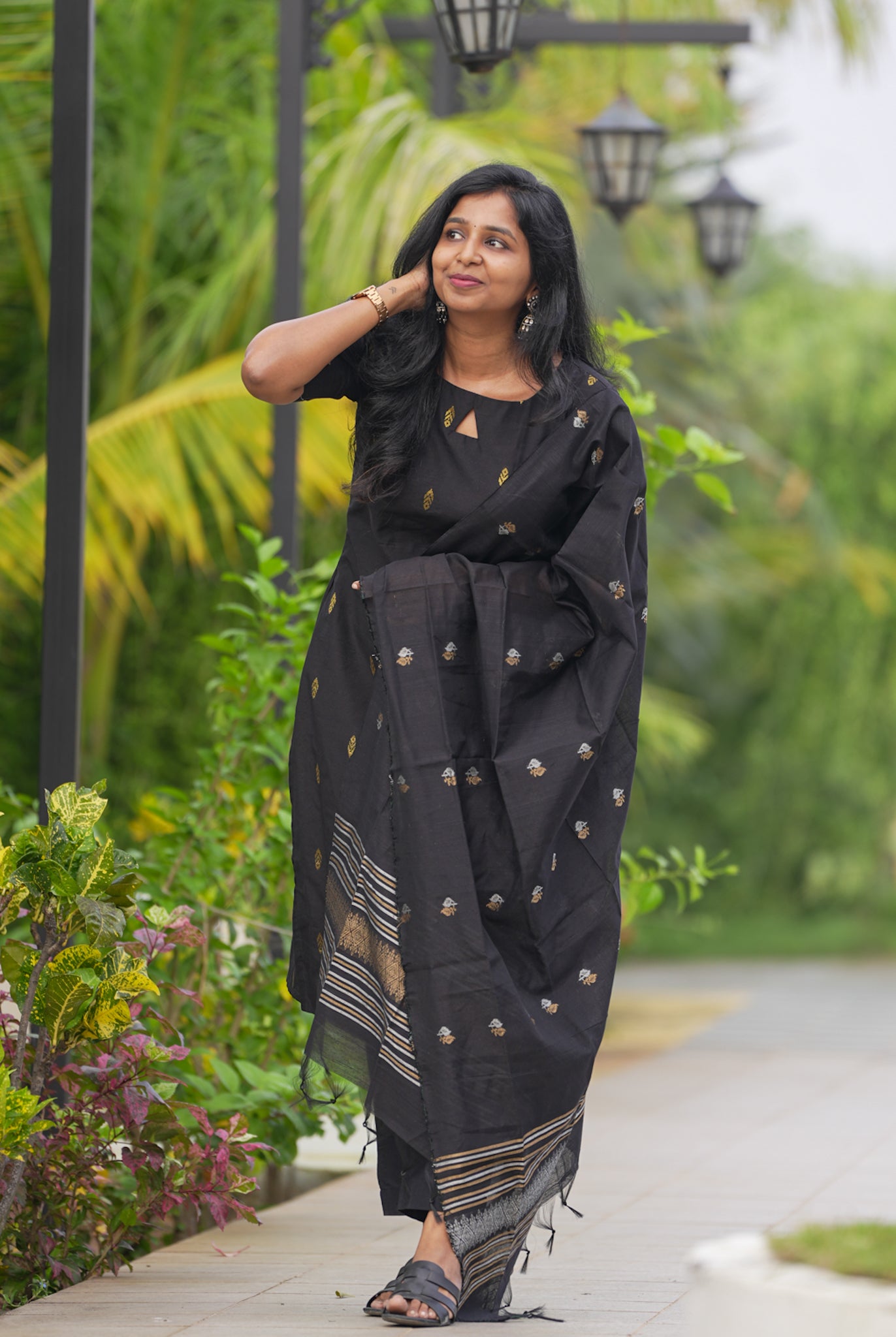 Elegant Black Salwar Set(3 Piece) - Slub Cotton Silk