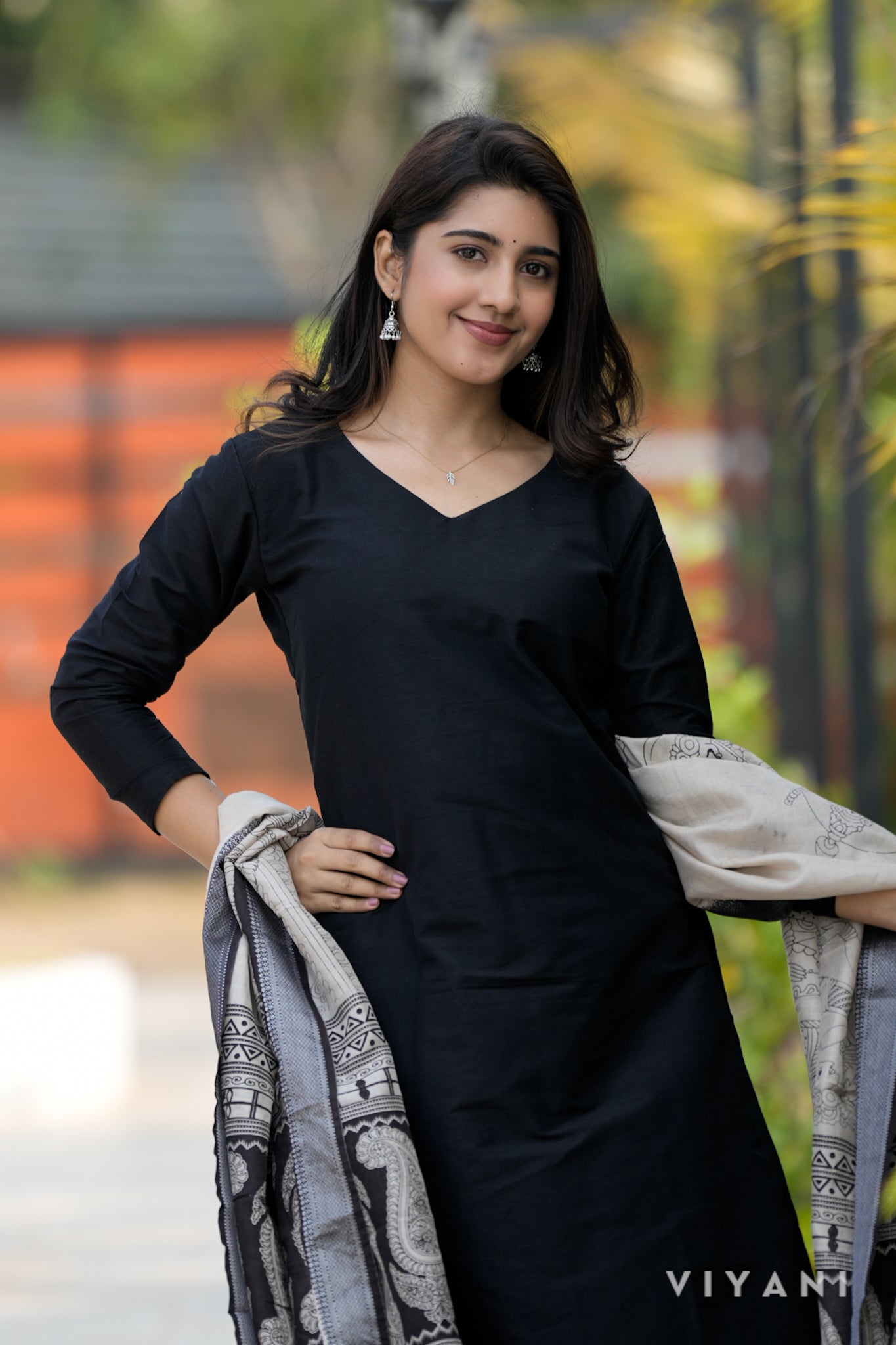 Kamali Co-ord with Chennuri Dupatta - Black