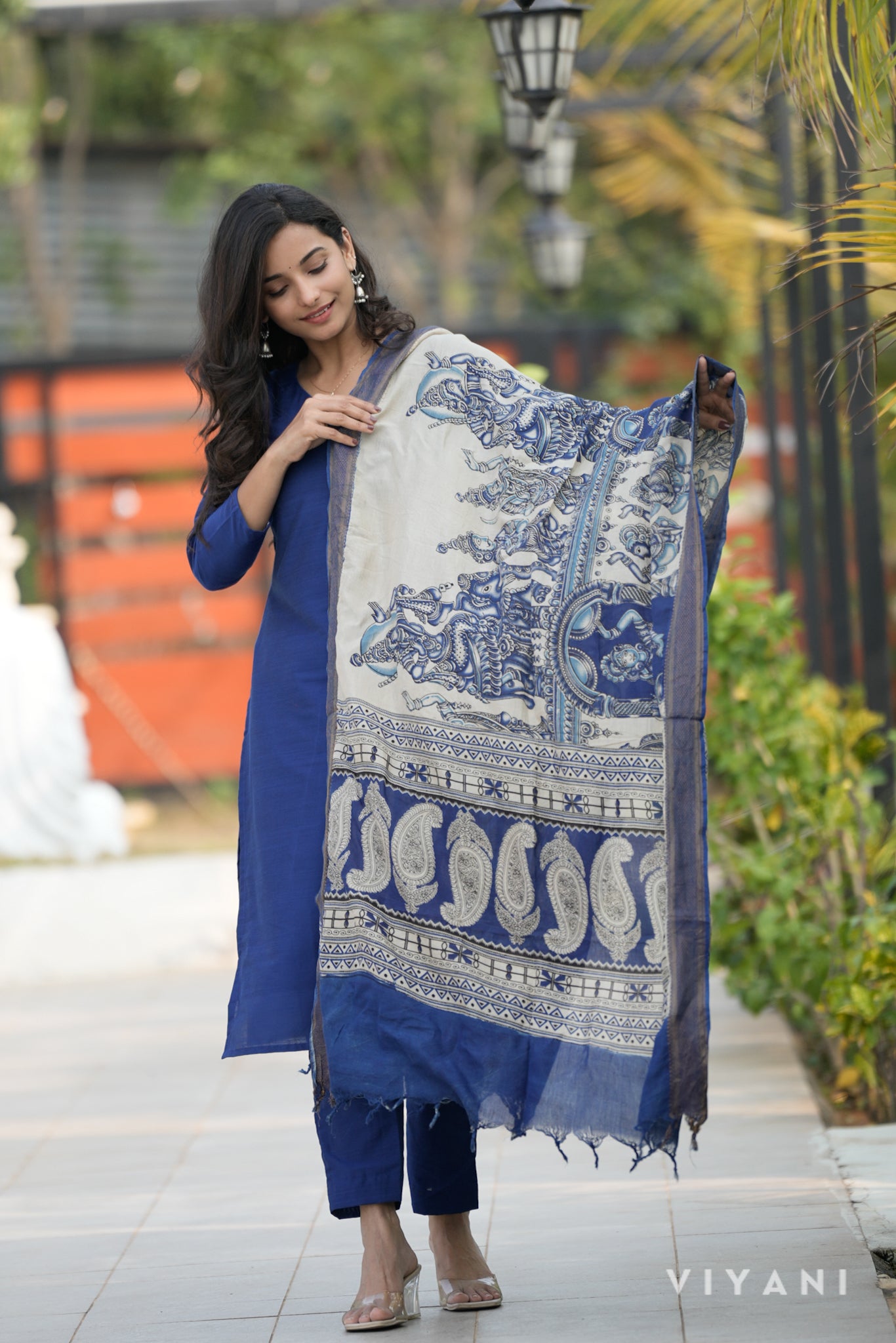 Kamali Co-ord with Chennuri Dupatta - Royal Blue